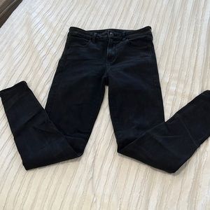 American Eagle hi rise skinny jeans black size 8